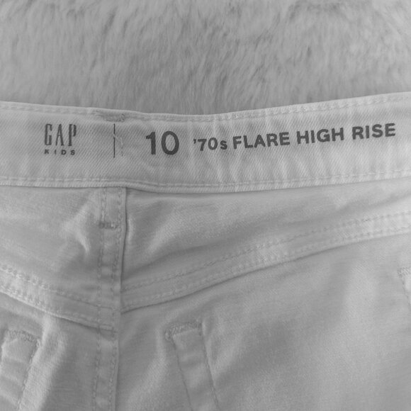 GAP Kids High-Rise Flare Jeans - Picture 8 of 9